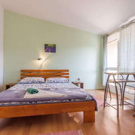 Hotel Sobe Rolo Uz More Biograd Na Moru Esterno foto